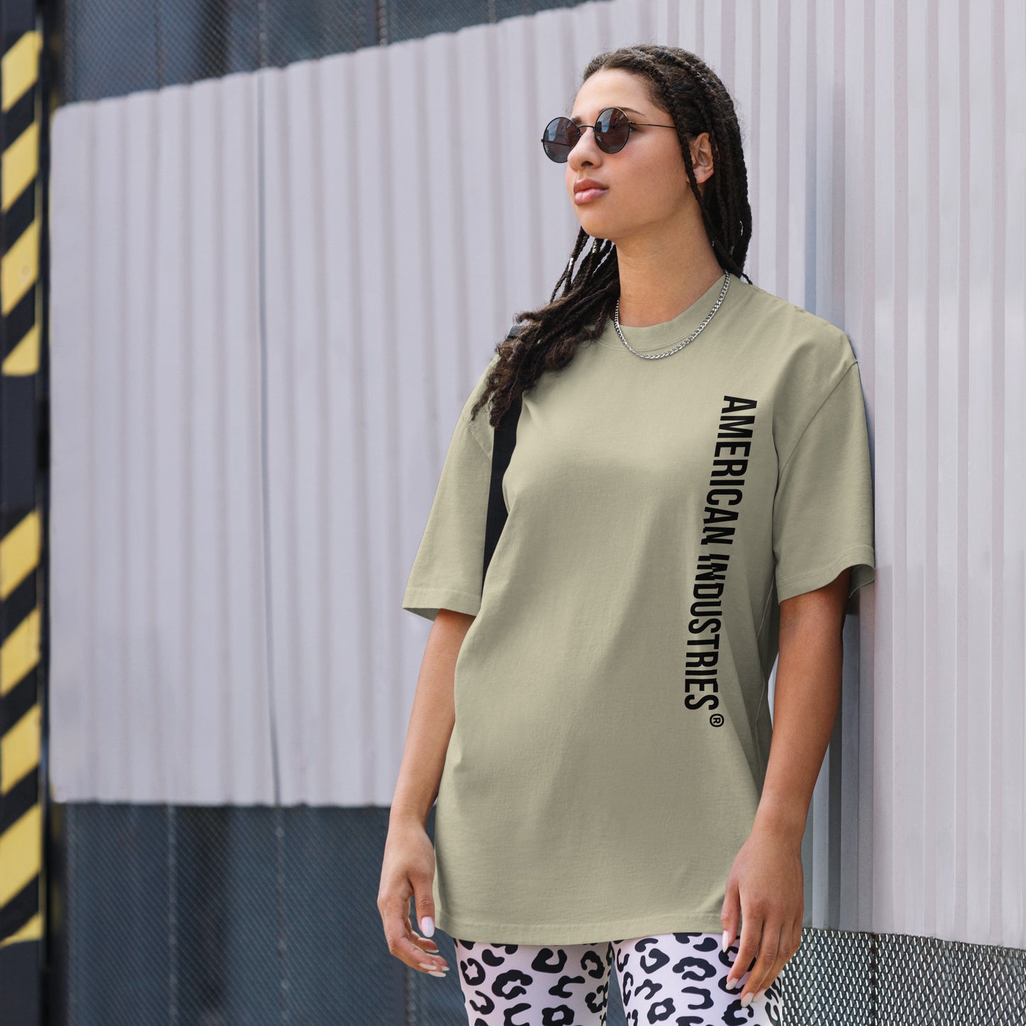 American Industries ®GQP Oversized faded t-shirt